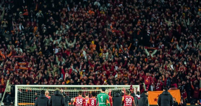 Galatasaray’dan sağ kanata takviye!