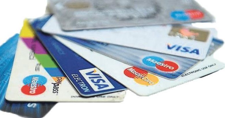 Kredi kartı aidatları yeniden düzenlenmeli