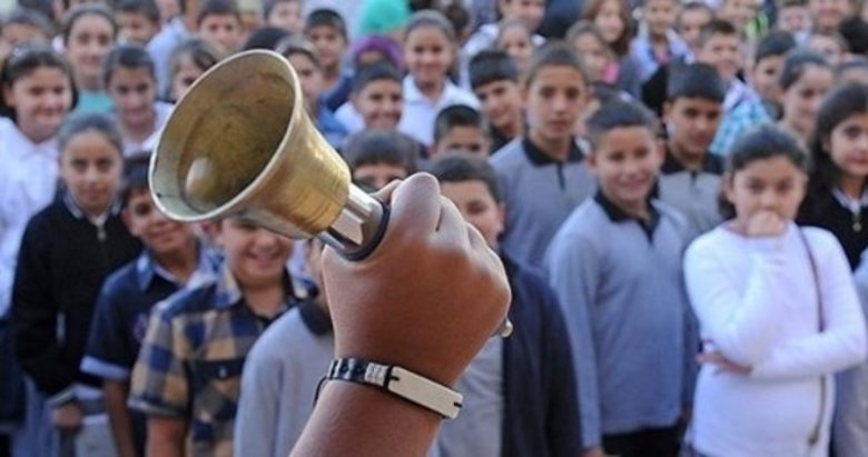 1 Nisan’da okullar tatil mi? MEB’den tatil açıklaması....