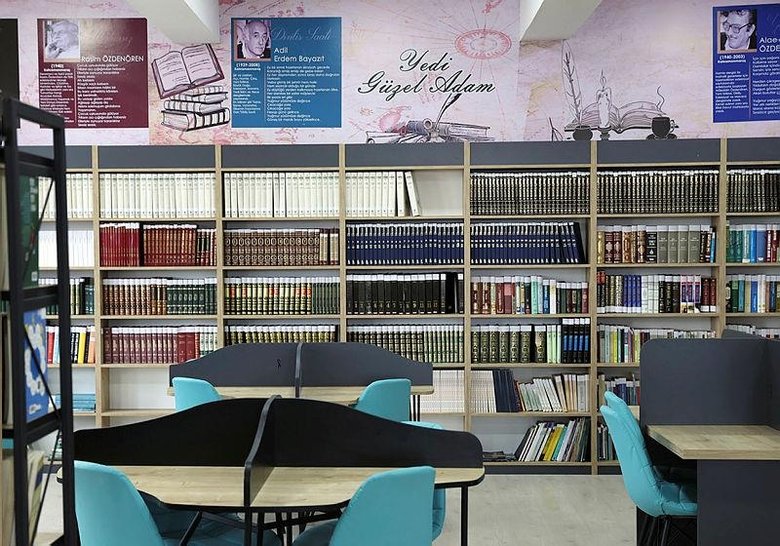 İzmir depreminde hayatını kaybeden Feryal ve Ömer kardeşlerin ismiyle kütüphane açıldı