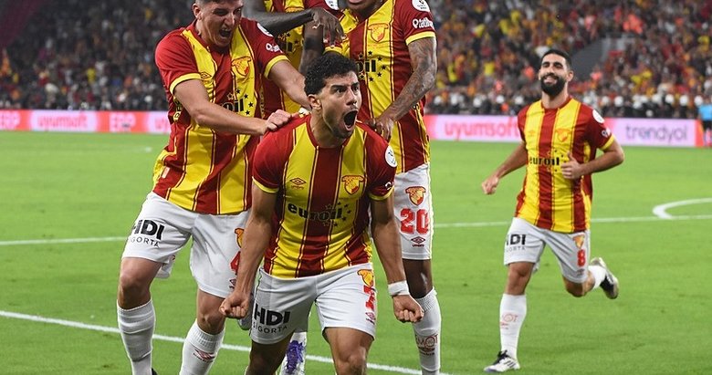 Başakşehir’e asla nefes aldırmıyor