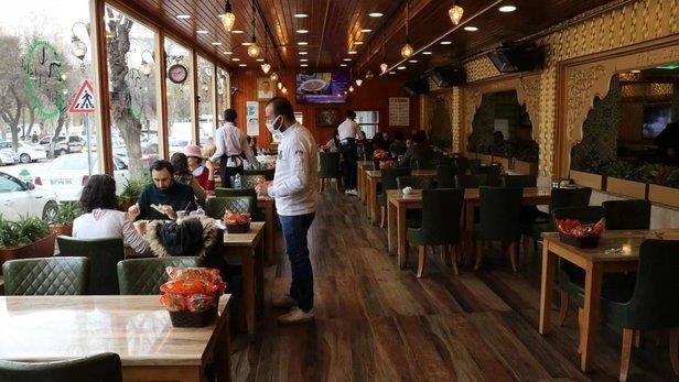 Normalleşmede kafe ve restoranlara Avrupa modeli