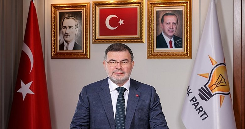 İzmir Körfezi şehrin kalbinde bir hançer gibi