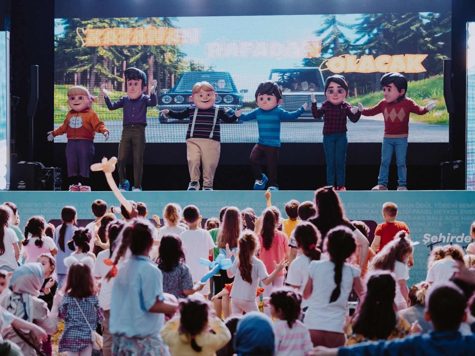 Samsun Kültür Yolu Festivali: Ünlü İsimler ve 400'den Fazla Etkinlikle Coşacak!