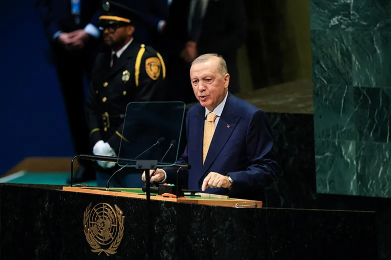 baskan-erdogan-dunyada-derinlesen-gelir-adaletsizligine-karsi-yeni-bir-paradigmayi-beraber-insa-etmeliyiz-1790093738063.png