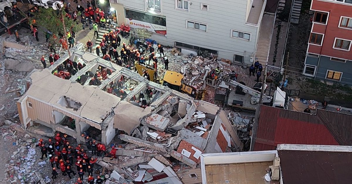 Ailesini kaybetmişti: Gebze'de çöken binada enkazdan kurtulan Dilara'ya acı haber verildi!