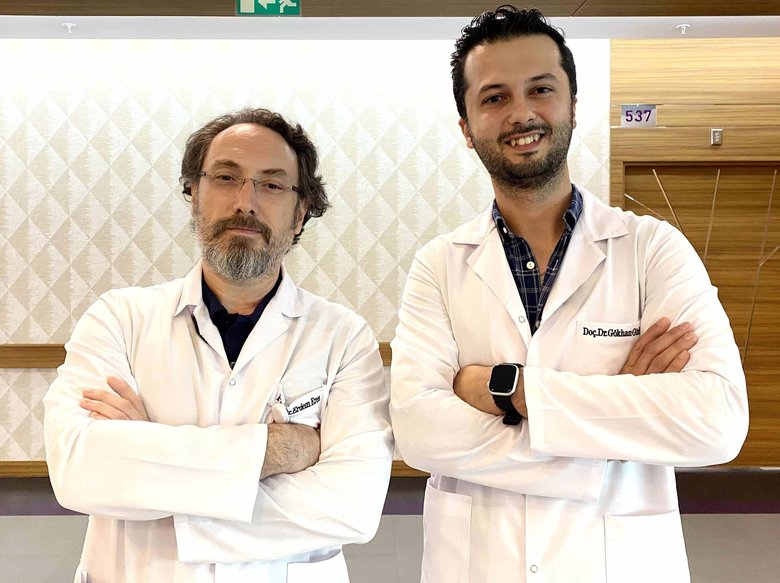 Uşak’ta beyin tümörü kafatası açılmadan burundan alındı