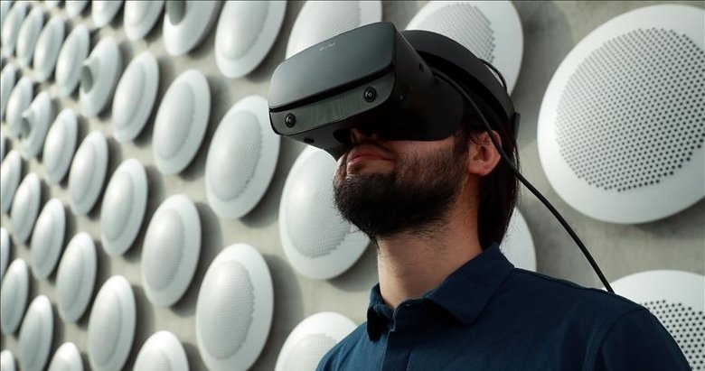 İnternetin geleceği olarak görülen metaverse’ye ilgi her geçen yıl azalıyor