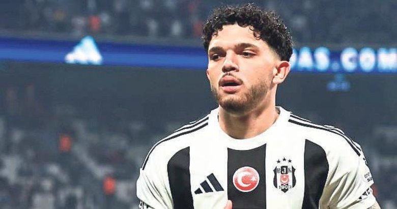 Sarı-kırmızılılarda genç Emrecan gündeme geldi