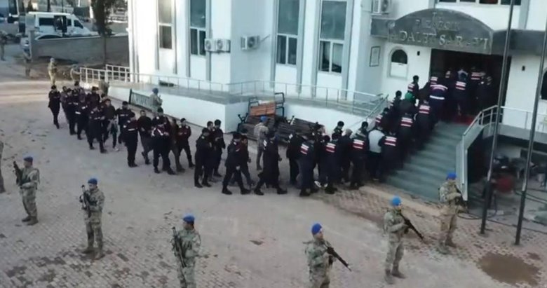 9 ayrı organize suç örgütü çökertildi: 76 şüpheliden 50’si tutuklandı