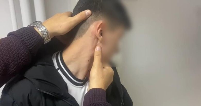 Ehliyet sınavına başkasının yerine girdiler! Üzerlerinden çıkan özel düzenek şoke etti