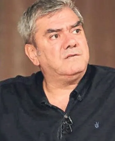 cicekin-ifadesinde-yucel-ve-bakan-detayi-istediklerini-yaptikca-para-talep-ettiler-1786131811470.jpeg