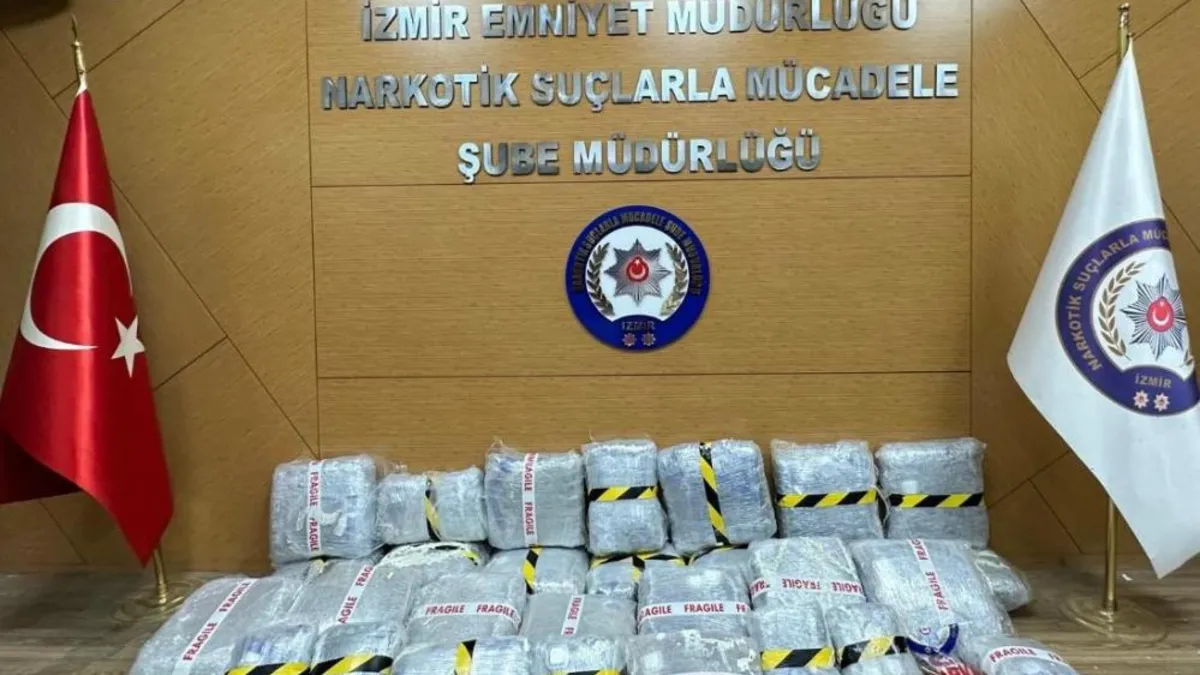 İzmir'de dev operasyon: 80 kiloluk uyuşturucu ele geçirildi