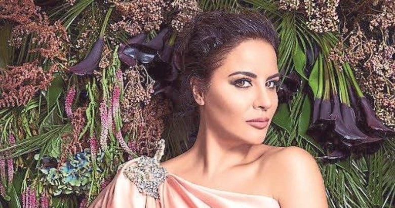 Şarkıcı Zara: Yolcuyum