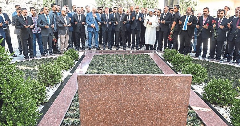 Milletimiz darbe defterini açılmamak üzere kapattı