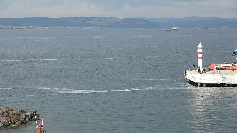 Çanakkale Boğazı’nda görüldü! Endişeli bekleyiş başladı