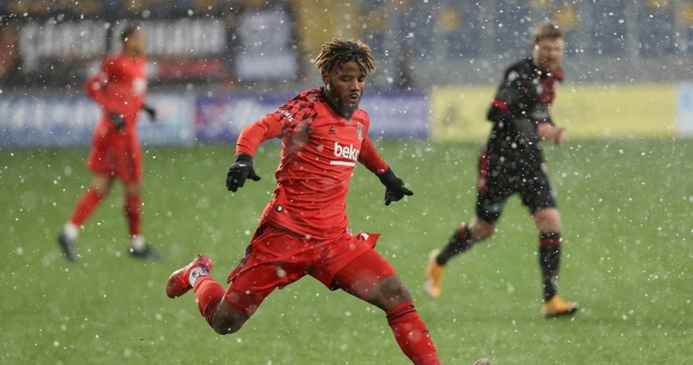 Beşiktaş’ın gözü Rosier’de