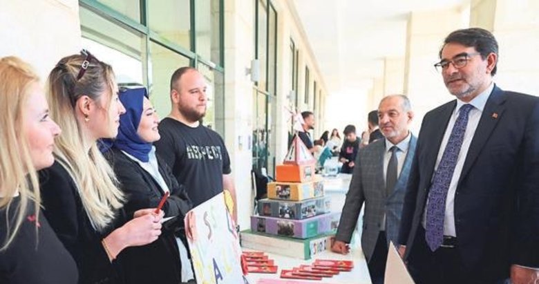 Hasan Kalyoncu Üniversitesi’nde İpekyolu kariyer fuarı başladı