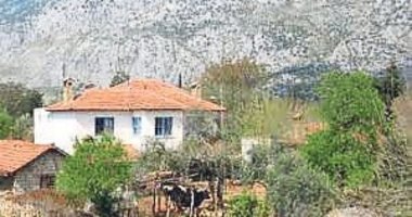 İzmir’de iki kardeşiyle gittiği ormanda kayboldu