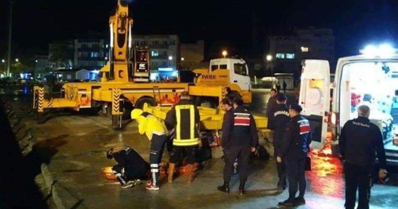 Çanakkale’de limanda beton bloklar arasında kalan gemi makinisti hayatını kaybetti