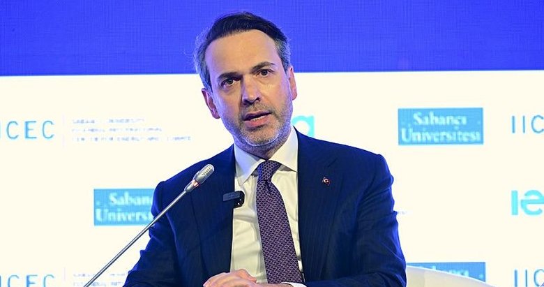 Avrupa’daki elektrik kesintileri ile ilgili Bakan Bayraktar’dan açıklama