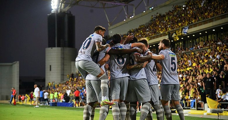 Başakşehir, İsrail’de turladı