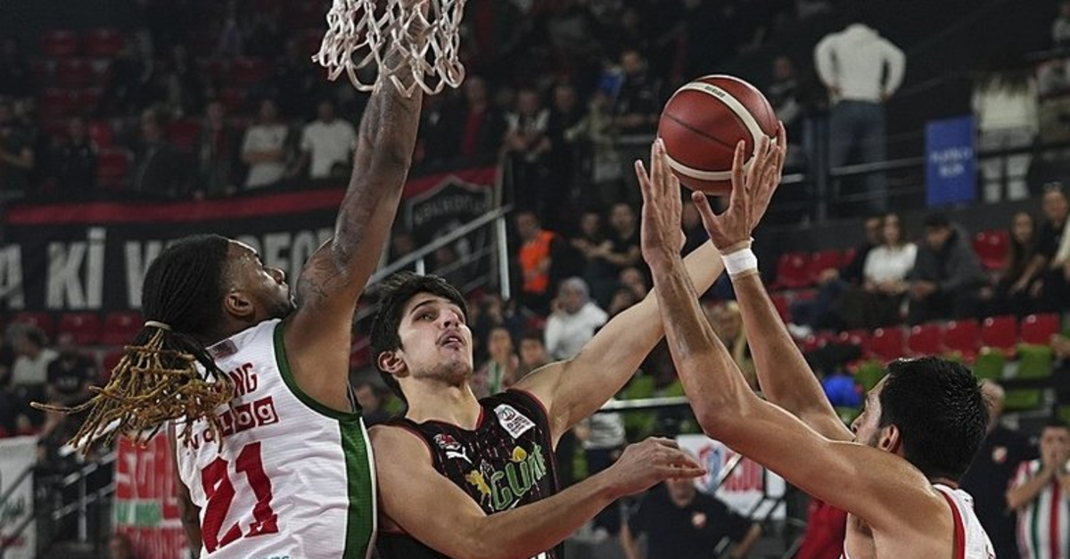 KSK’de McCollum krizi