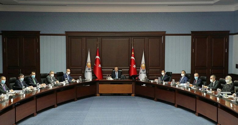 AK Parti MYK, Başkan Erdoğan liderliğinde toplandı