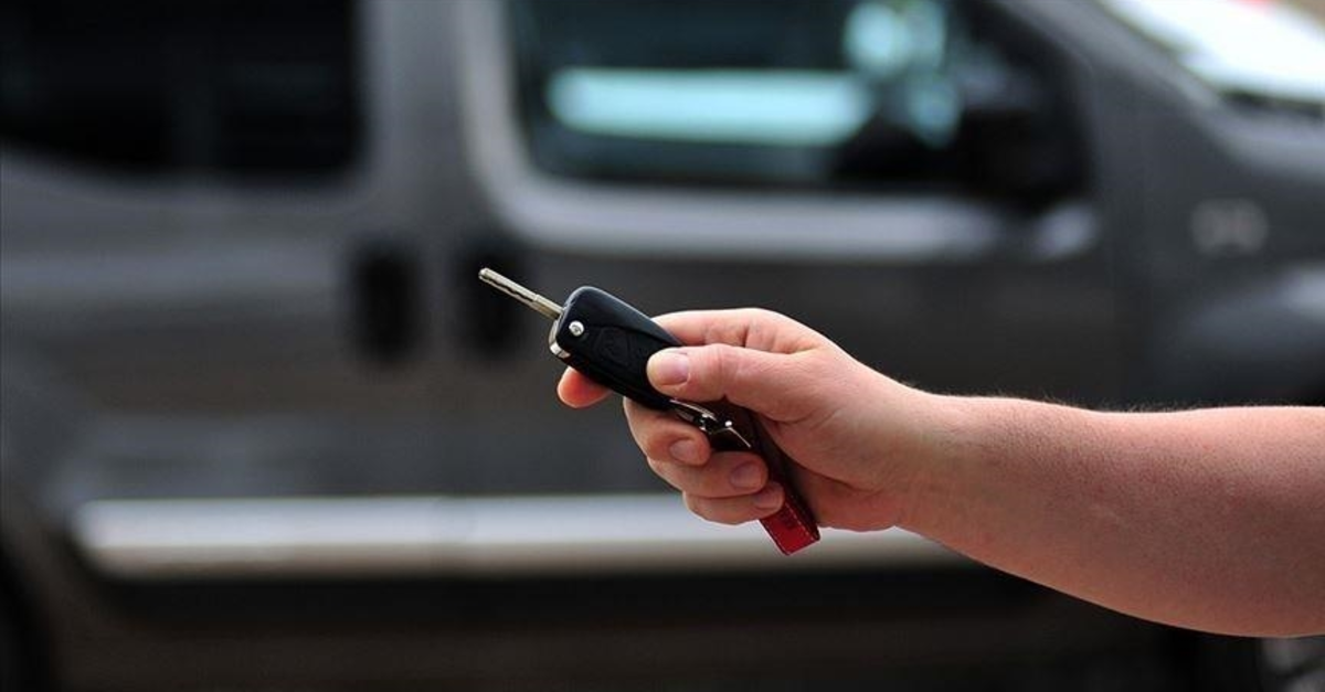 ENGELLİ ÖTV'SİZ ARAÇ DÜZENLEMESİ 2026 | TBMM'de kabul edildi: 2026 yılı için engelli araç limiti ne kadar? ÖTV indirimli engelli araçlar hangileri, engelliye ÖTV limiti ne kadar, yüzde kaç?