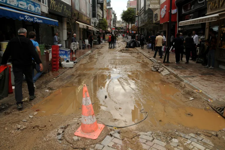 Ege’de hayat durdu