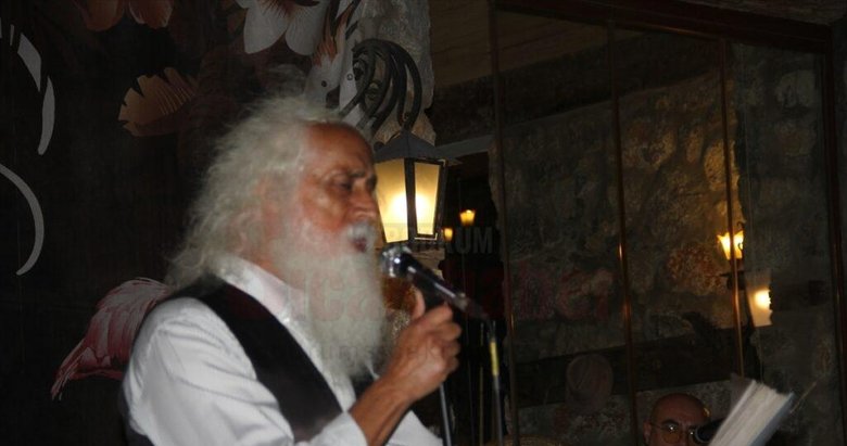 Haydi İzmir bir tuğla da sen koy