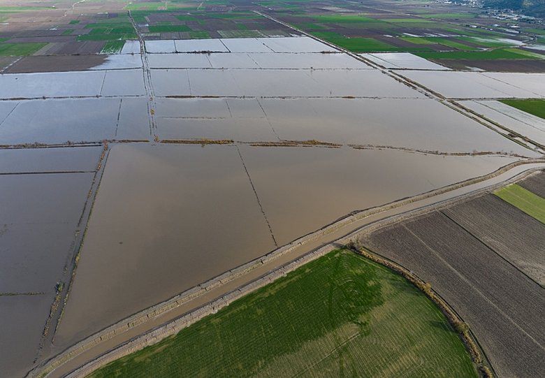 Büyük Menderes Nehri’nin taştığı bölge dronla görüntülendi