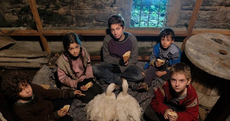 ’Ateş Kuşları’ndan etkileyici afiş!