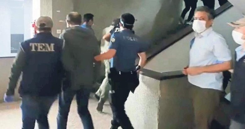 Kobani gözaltılarına 4 gün ek süre