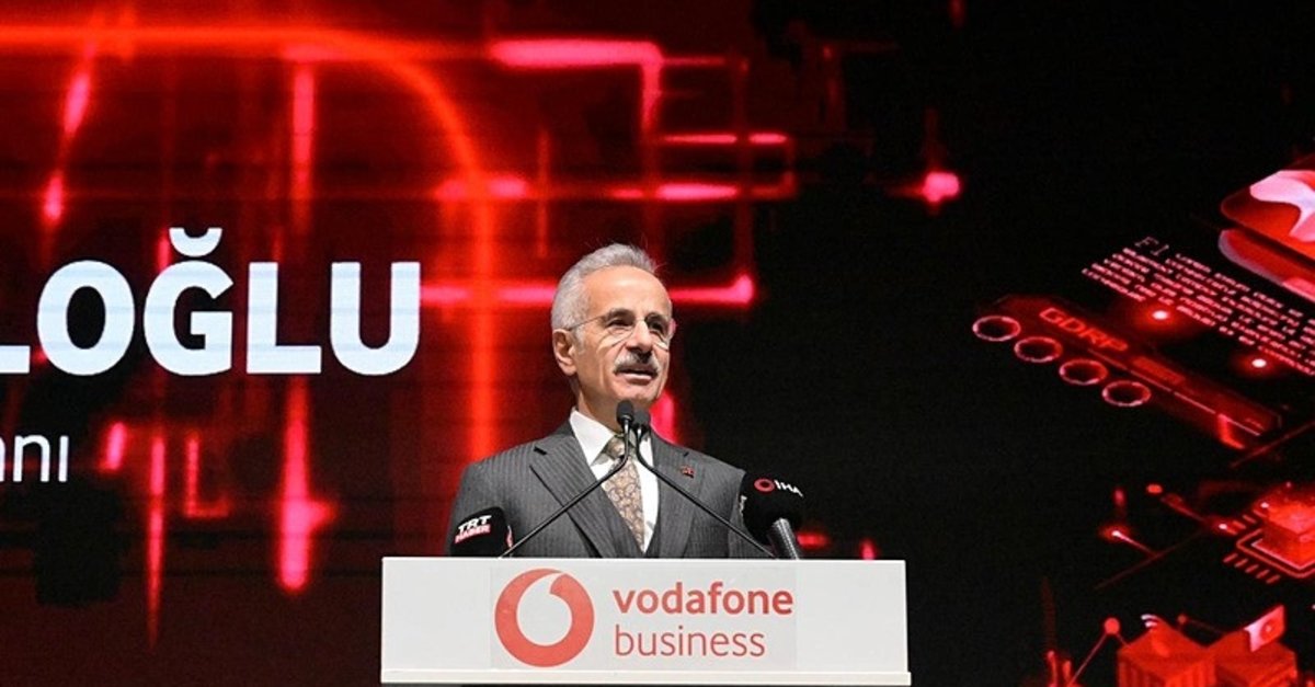 Bakan Uraloğlu duyurdu: 5G, ülkemizin her bir noktasında olacak