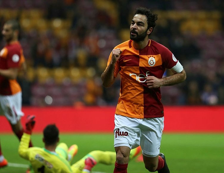Galatasaray’da üç imza birden! Fatih Terim onay verdi
