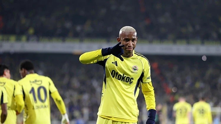 taliscaya-cifte-kanca-fenerbahce-yonetimi-kararini-verdi-1781524961049.jpeg