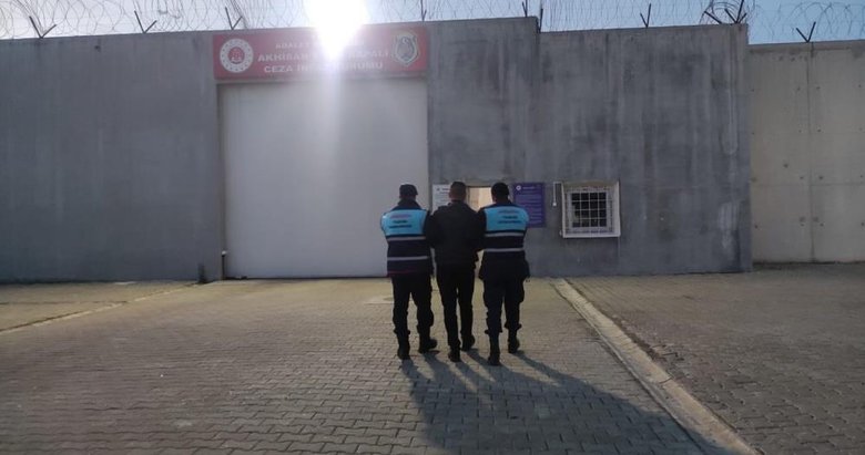 Akhisar’da 32 yıl hapis cezası bulunan firari yakalandı