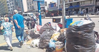 Konak’ın her noktası çöp yığınlarıyla doldu