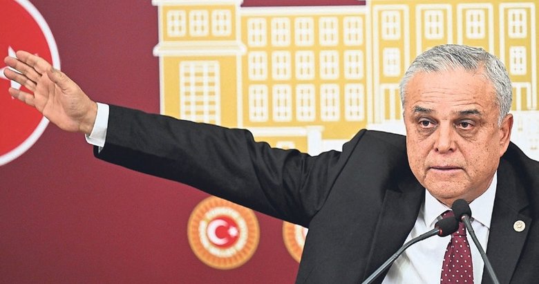 CHP’den istifa eden Çakır eski partisini topa tuttu