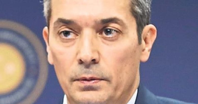 Türk mahkemelerine kimse emir veremez