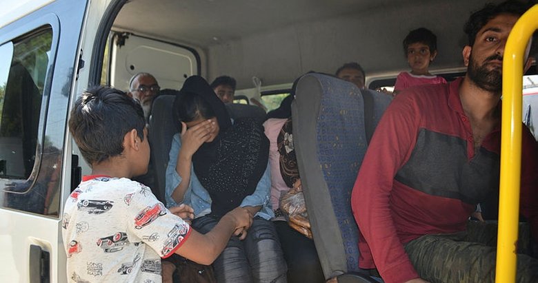 Balıkesir’de 65 düzensiz göçmen yakalandı