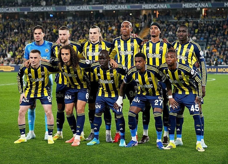dev-derbi-icin-heyecan-dorukta-galatasaray-fenerbahce-rekabetinde-406-randevu-1777200801711.jpeg