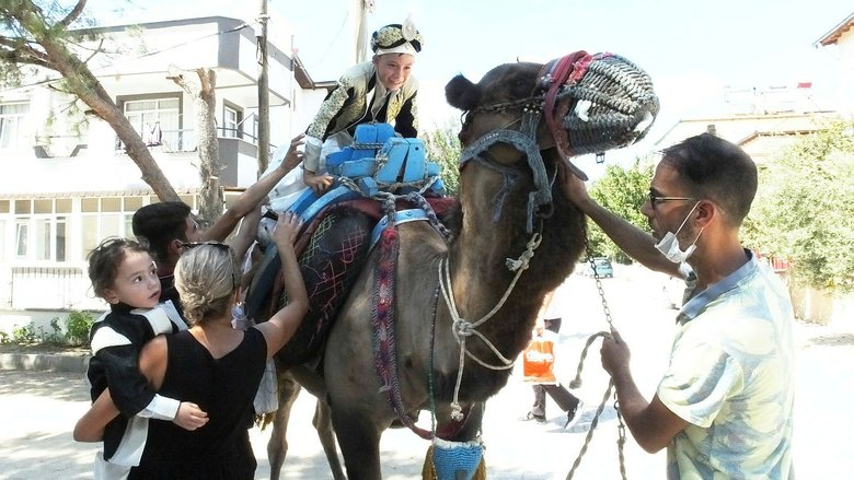 Balıkesir’de ’develi ve mehterli’ sünnet düğünü