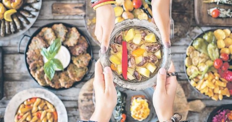 İftar yemeğini ara vererek tüketin