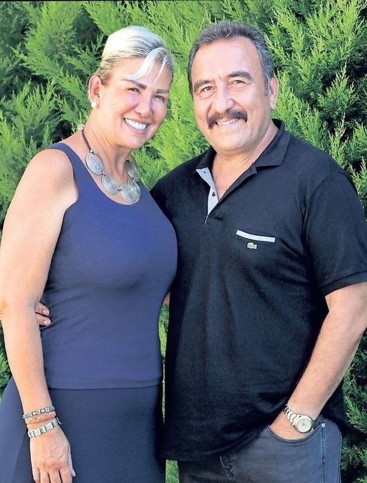 Dolandırıcılar ünlü şarkıcı Ümit Besen’in eşini tuzağa düşüremedi