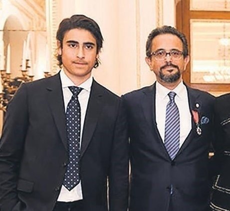 Emrecan Sabancı gittiği mekanda olay çıkardı! Sandalyeler ve yumruklar havada uçuştu