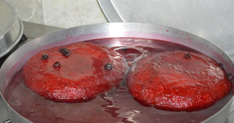 Bayram geldi, Afyon’da ekmek kadayıfına ilgi arttı