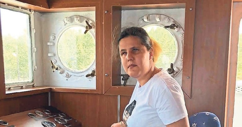 Karanlık dünyası İnci gibi parladı