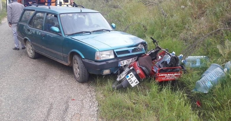 Manisa’da korkutan kaza: Otomobille motosiklet çarpıştı